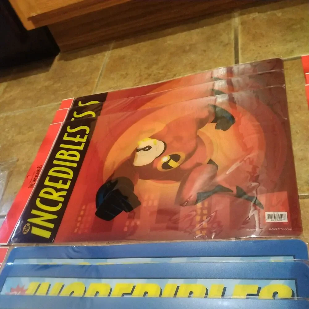 RARE Lot of 11 NEW SEALED Vintage Disney Pixar The Incredibles Placemats 4 types